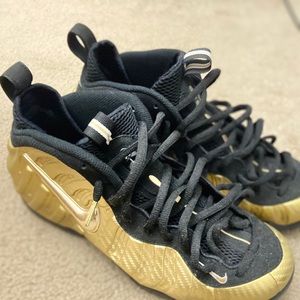 Gold Foams